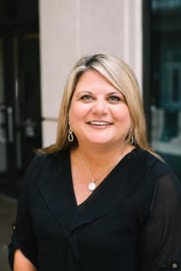 Lindsey Tanner portrait