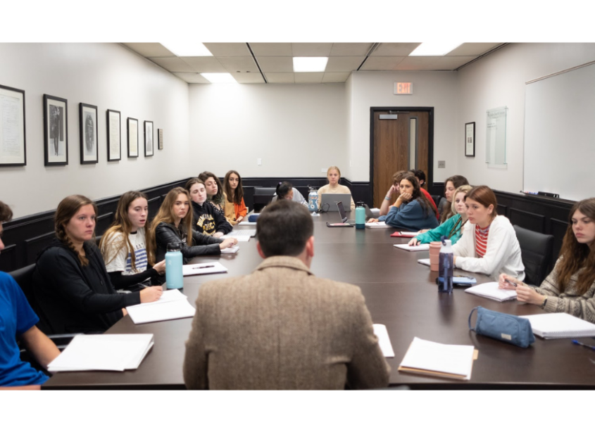 Honors Program Offers Breadth, Depth, Complexity